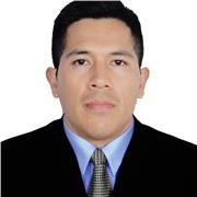 profesor de matemáticas imparte clases particulares a niños y jovenes de todas las edades